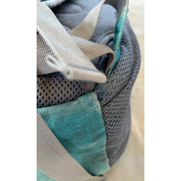 L.L.Bean Comfort Carry Laptop Backpack Green Ombré Stripe 18”x15”x6.5” - Picture 7 of 16